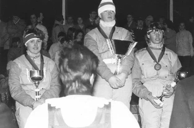 Historischer Riesenslalom bei einer Skibob-Weltmeisterschaft