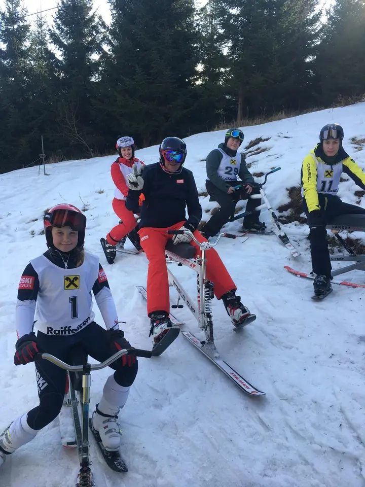 Skibob: Austria-Cup – Austria Cup - Nachtlauf und Bernd Flor Gedenklauf – Kleinlobming – 08.02.2026 – Foto 30