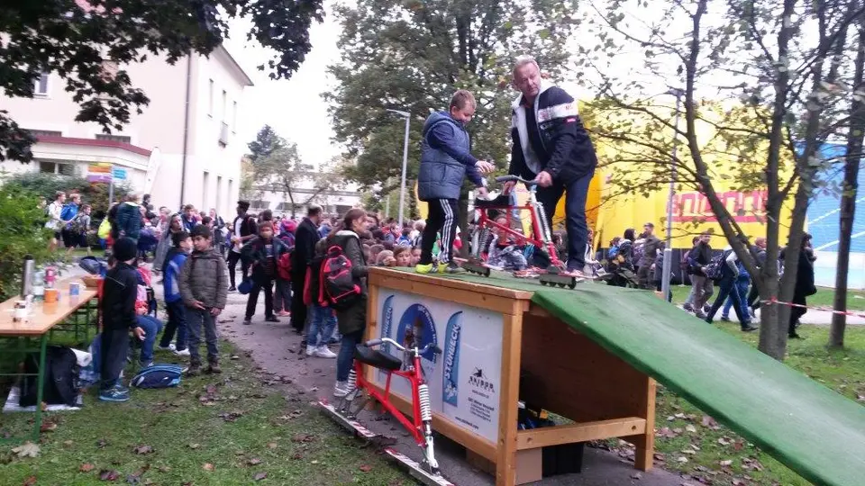 2015-10-09 08.32.09