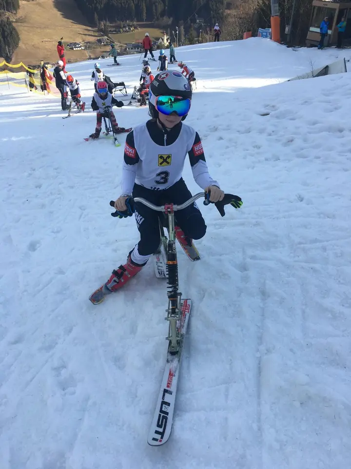 Skibob: Austria-Cup – Austria Cup - Nachtlauf und Bernd Flor Gedenklauf – Kleinlobming – 08.02.2026 – Foto 31